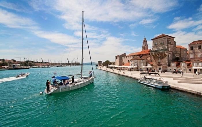 Blue View Apartments Trogir Exterior foto